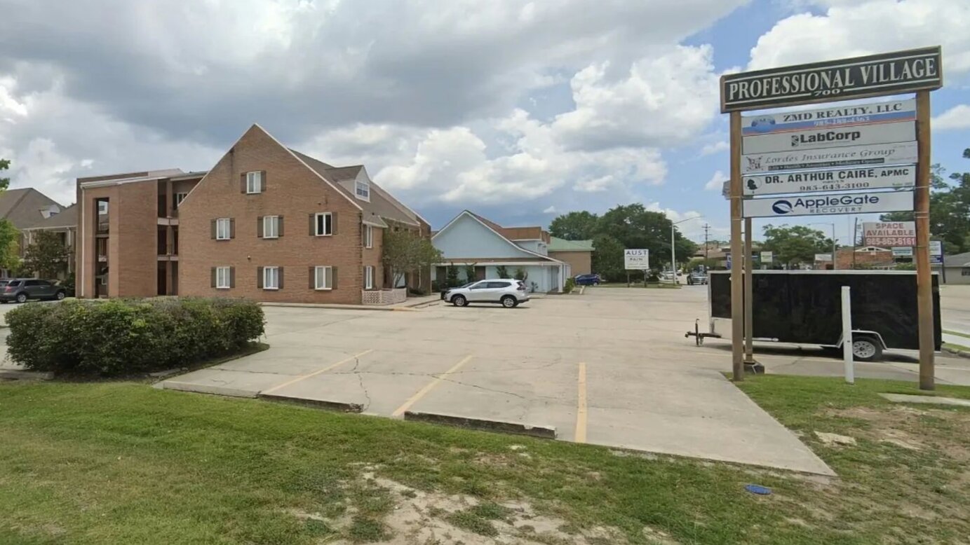 AppleGate Recovery Slidell