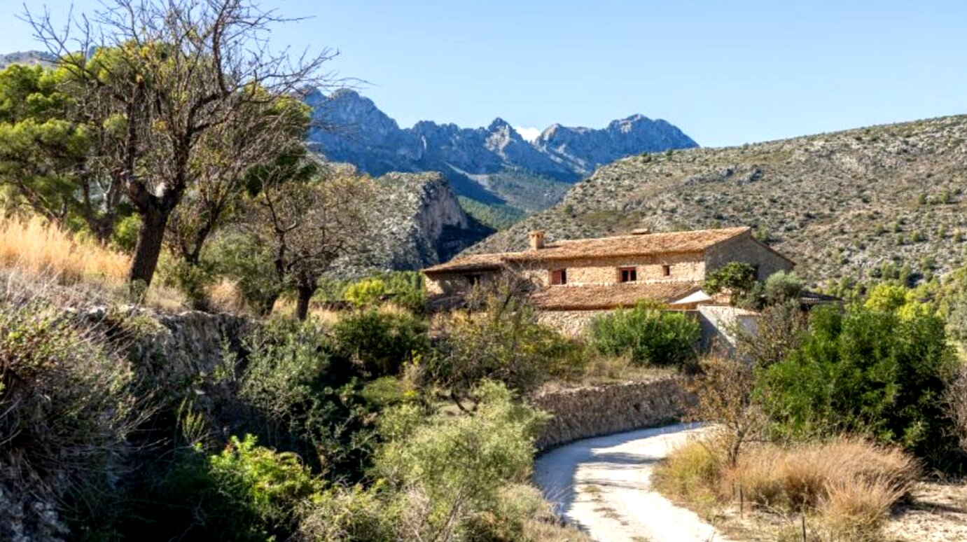 Casa Amoros