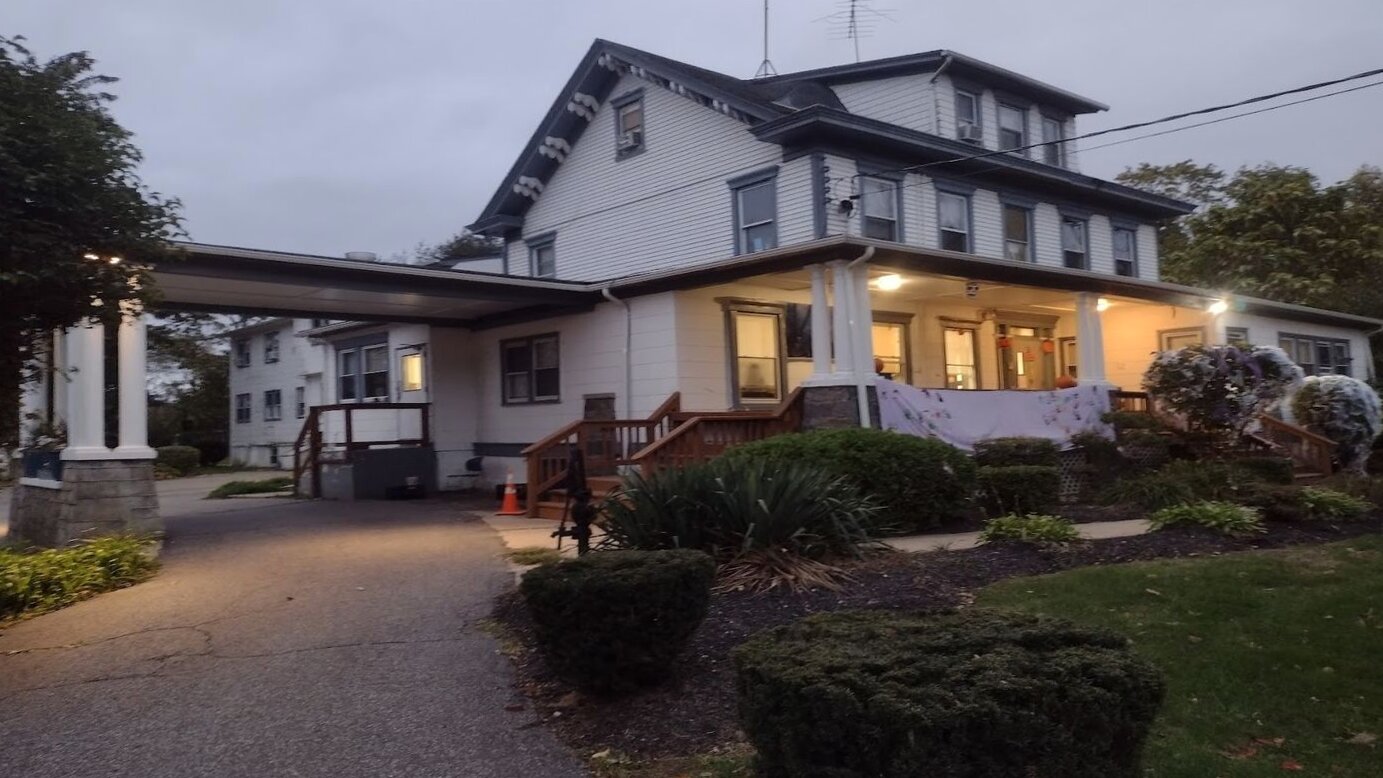 Phoenix House Hauppauge